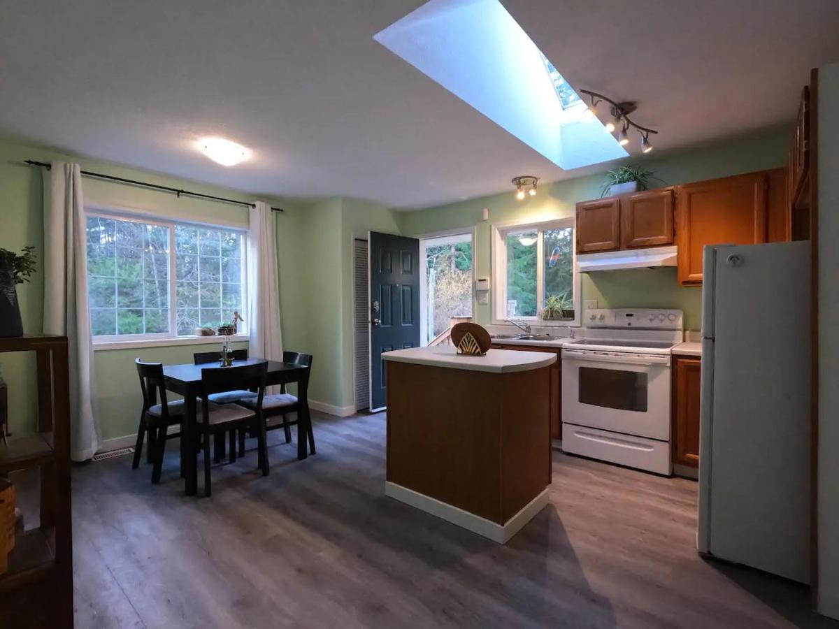 Countryroad Cozy 2Bedrooms Suite2 Nanaimo Exterior photo